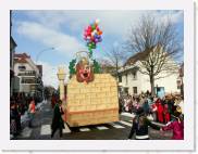 2006-03-05_14-43-39_Carnaval_34,0mm_F8,0_1_400_eme_DiMAGE A2 * 2560 x 1920 * (2.31MB)